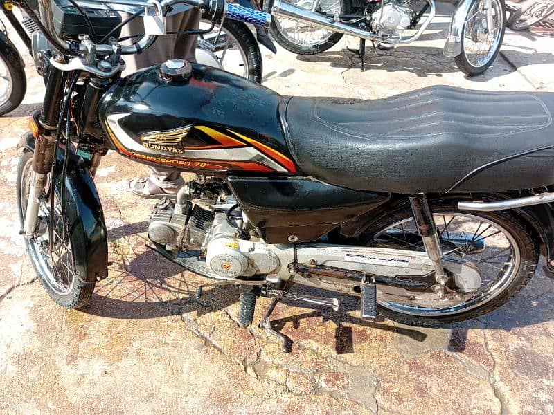 Huyandyas 70 CC motor bike 2