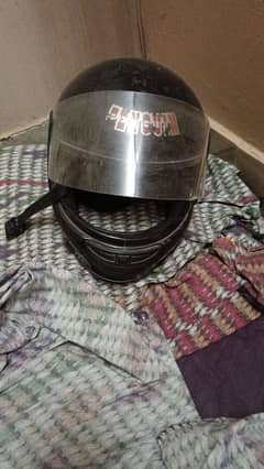 helmet for sale location gulshan Iqbal block 1