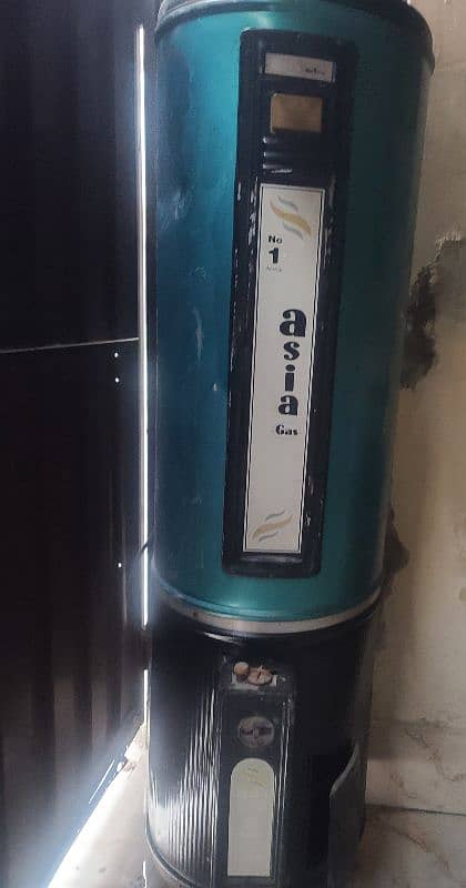 Geyser (Gas) 35 Gallon specially Hand Made For Urgent sale 0