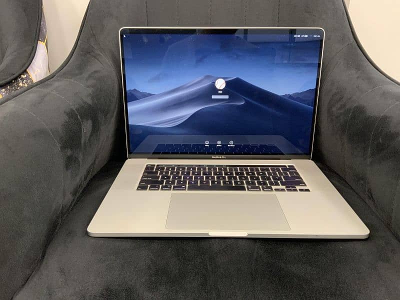 MacBook Pro 2019 16'inch Touch bar 0