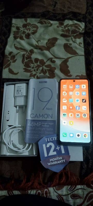 Tecno camon 19 neo 6gp ram 128 gp storge complet box 3