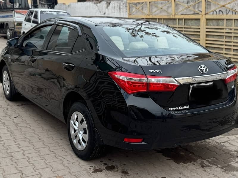 Toyota Corolla XLI 2018 4