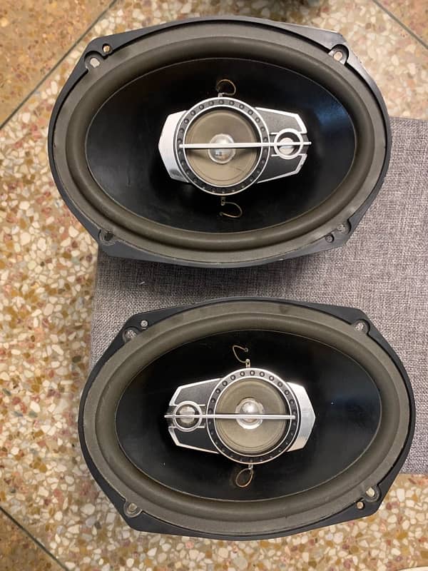 Car speakers 1