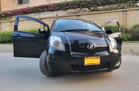 Toyota Vitz 1.0 FL model 2010 Reg 2014