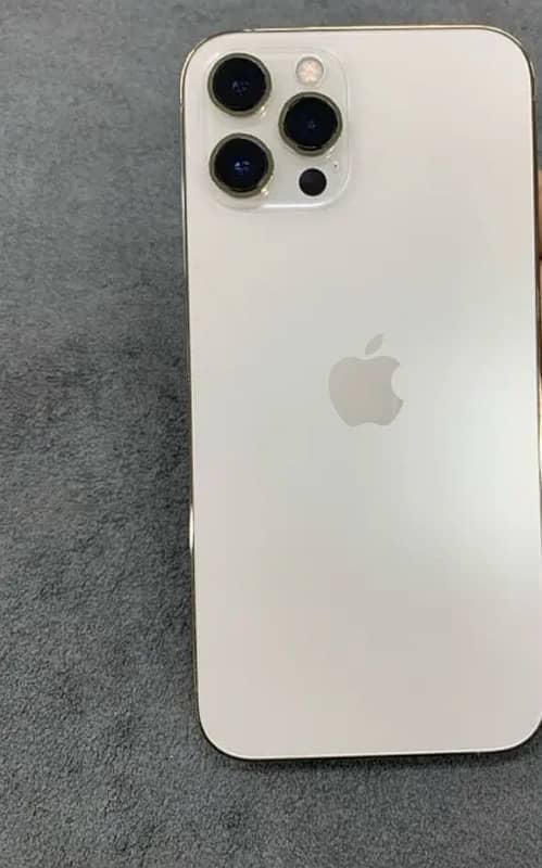 iPhone 12 Pro Max 10/10 condition 1