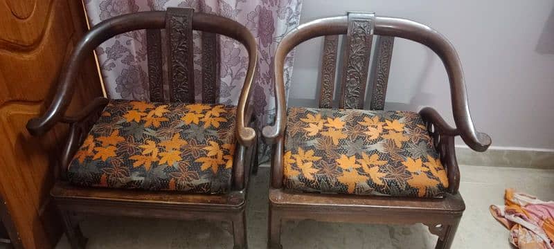 sofa set in good condition 03002396207 only call no msg 2