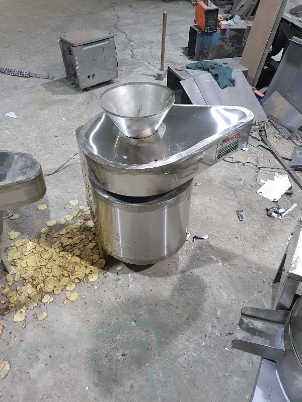 Chips Nimk slanty Frying unit & Packing Machines 13