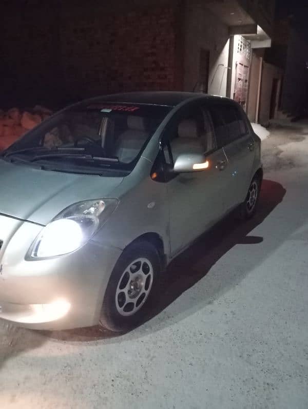 Toyota Vitz 2007 17