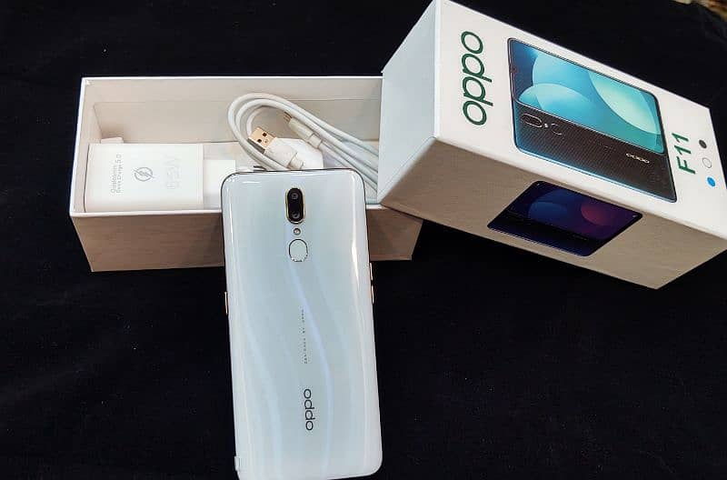 Oppo F11 8/256 GB 1