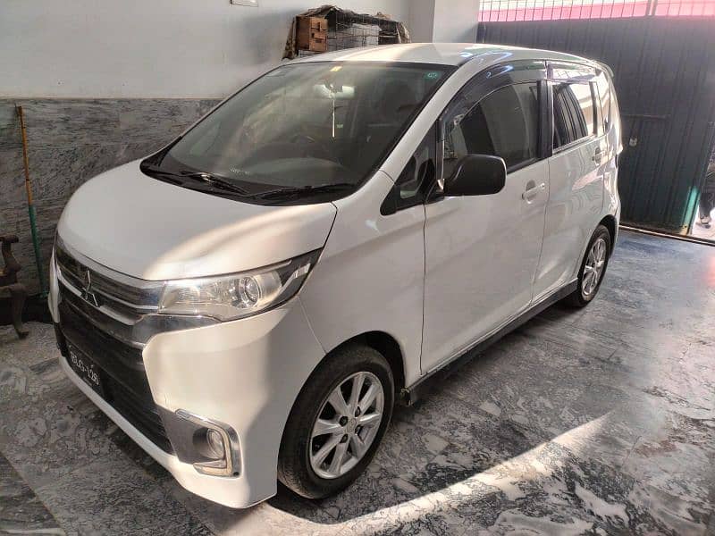 Mitsubishi EK Custom 2016/18 phone number 03008699911 0