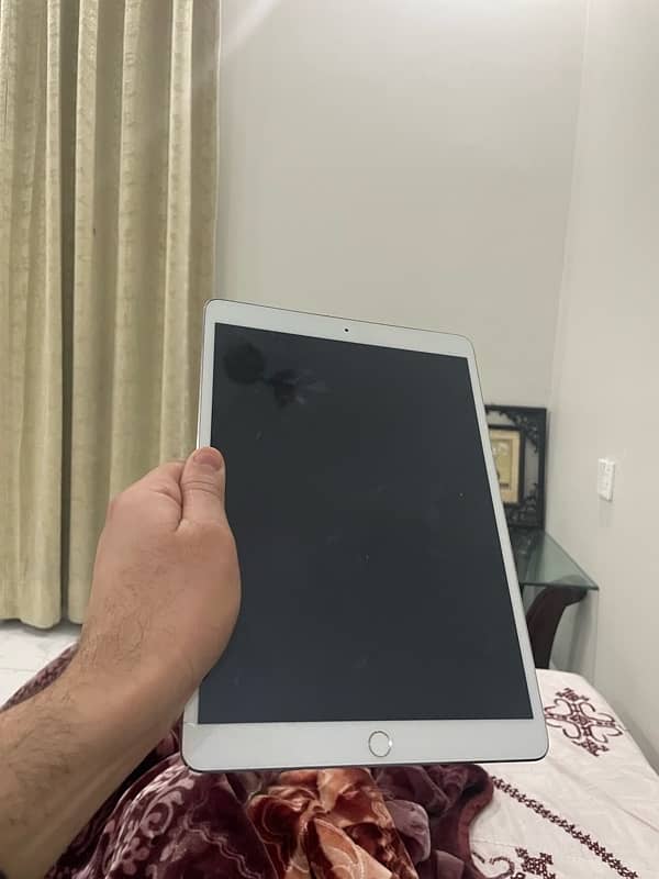 iPad Pro Cellular 2nd Generation 10.5” 2017 0