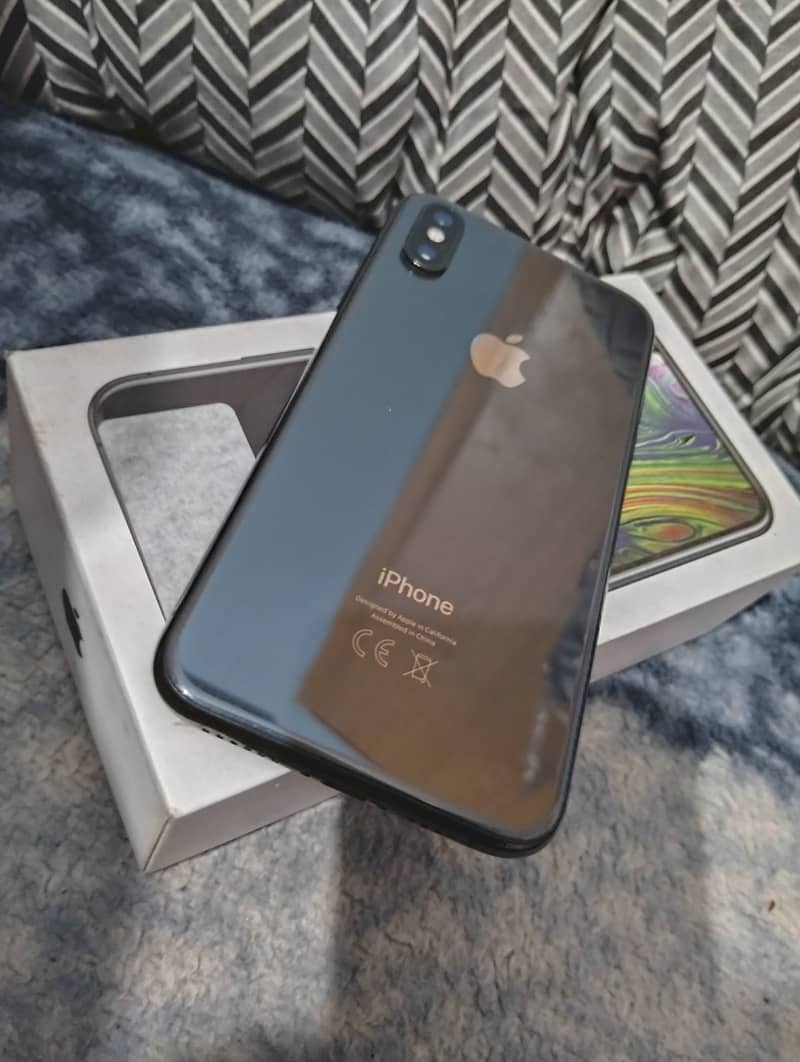 iphone XS 64 GB 2