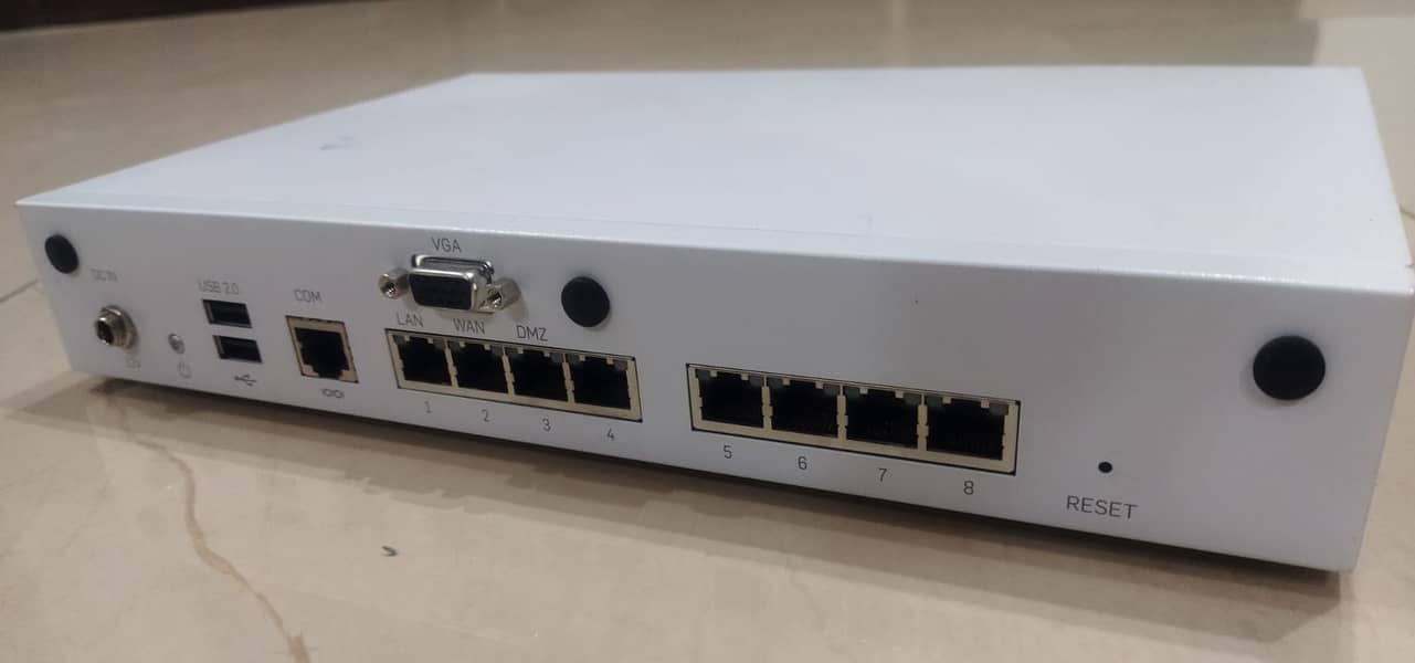 Sophos XG 135 Firewall 1