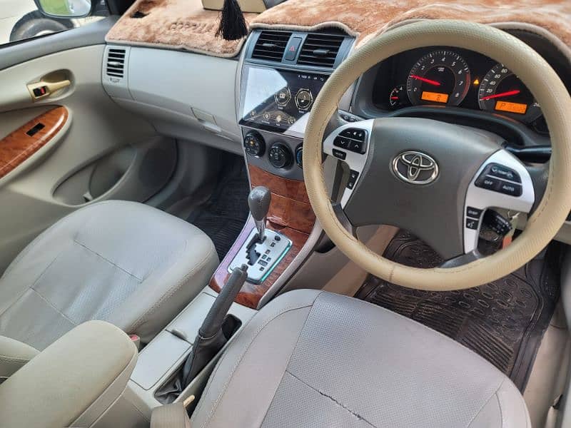 Toyota Corolla Altis 2010 6