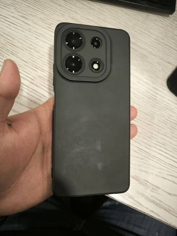 Infinix NOTE 30 9