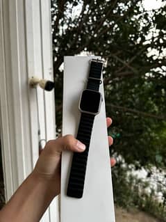 Apple watch series 7 Starlight