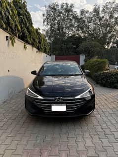 Hyundai Elantra 2023