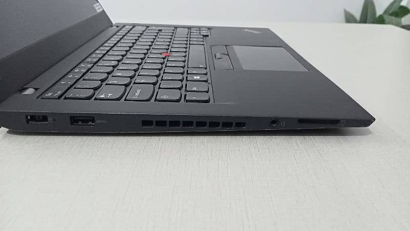 ThinkPad T470s 1