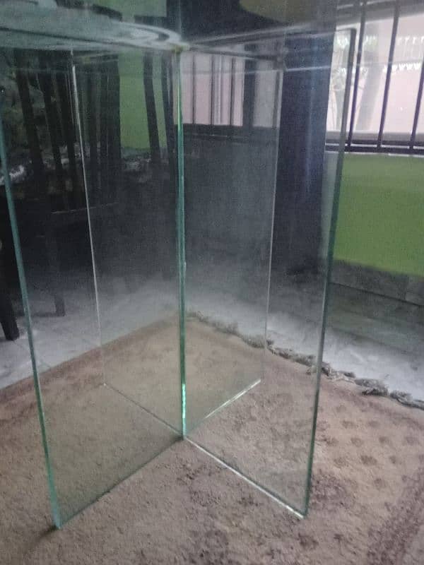 Dining Table Glass 3