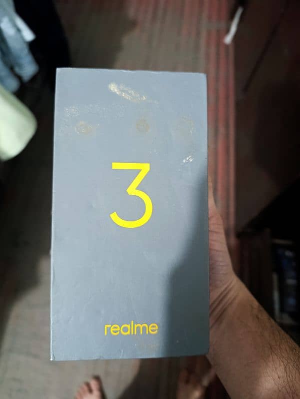 Realme 3 5