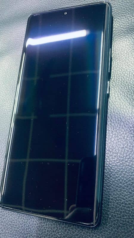 Tecno Camon 30s 10/10 Condition With Box Charger Back Cover. 2