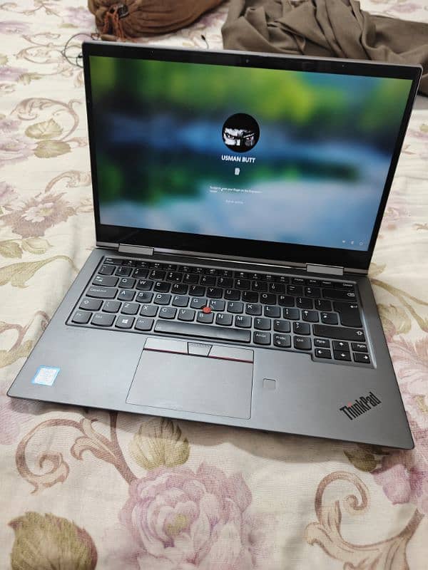 Lenovo Thinkpad X1 yoga 1