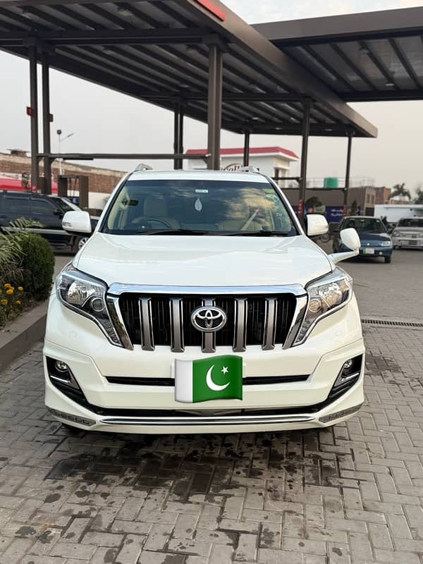 Toyota Prado 2013/2017 pearl white 5