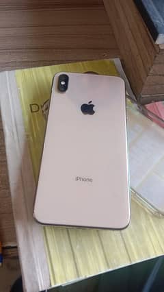 xsmax rose gold just like brand new so just buy and use