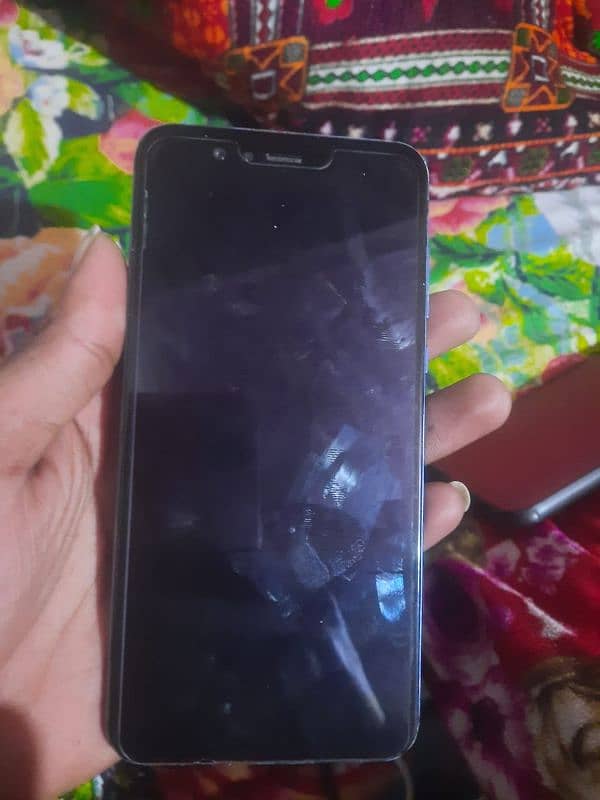 Huawei nova 2plus all OK geniune phone 10by 9 condition 5