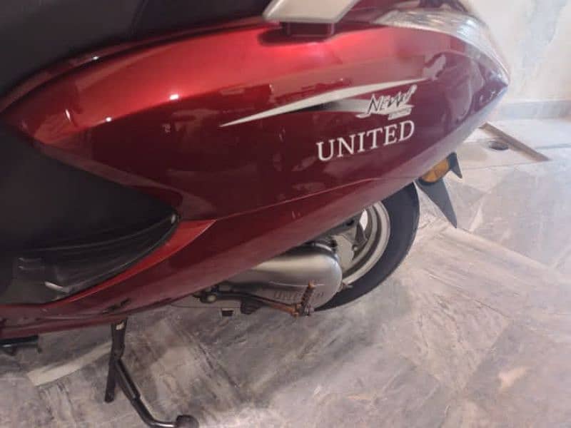 united scooty 100cc petrol 2022 6