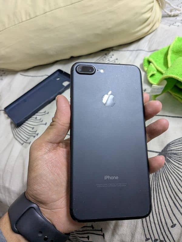 Iphone 7plus 128gb approved 3