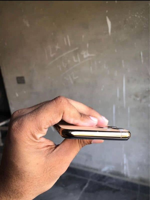 iPhone 11 PRO 256GB Non PTA 3