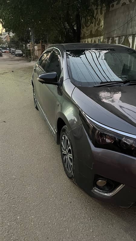 Toyota Corolla Altis Grande 2016 2