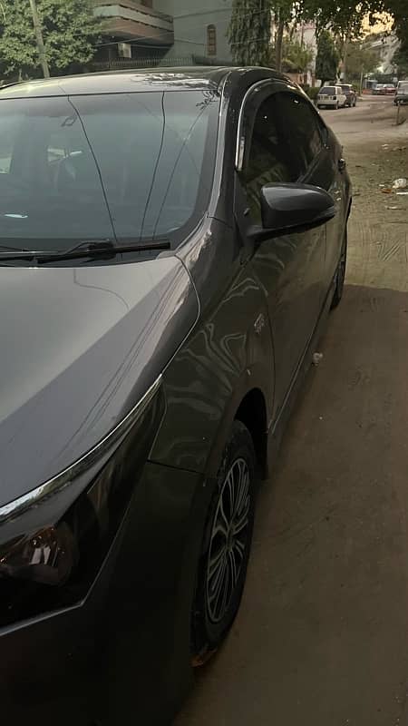 Toyota Corolla Altis Grande 2016 3