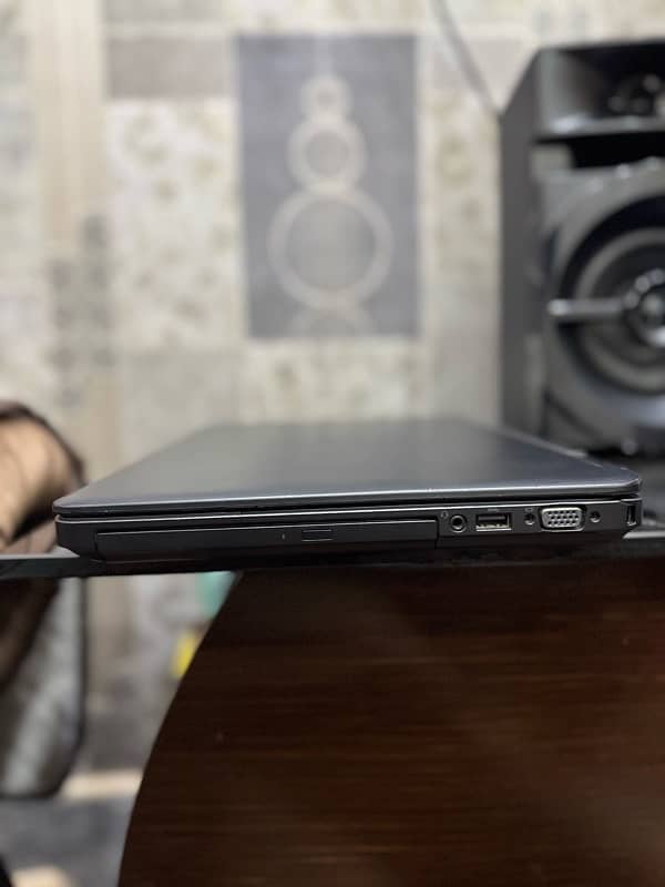 Dell Laptop Latitude E5440 New condition 2