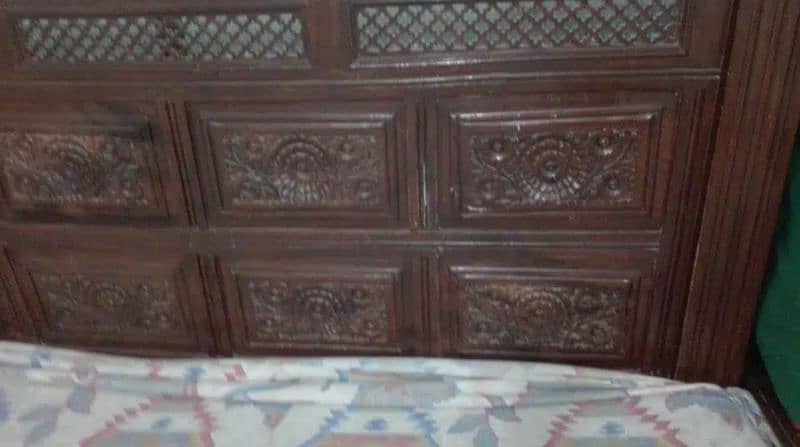 King Size Sheesham Bed With Dressing Table without Mattress For Sale 5