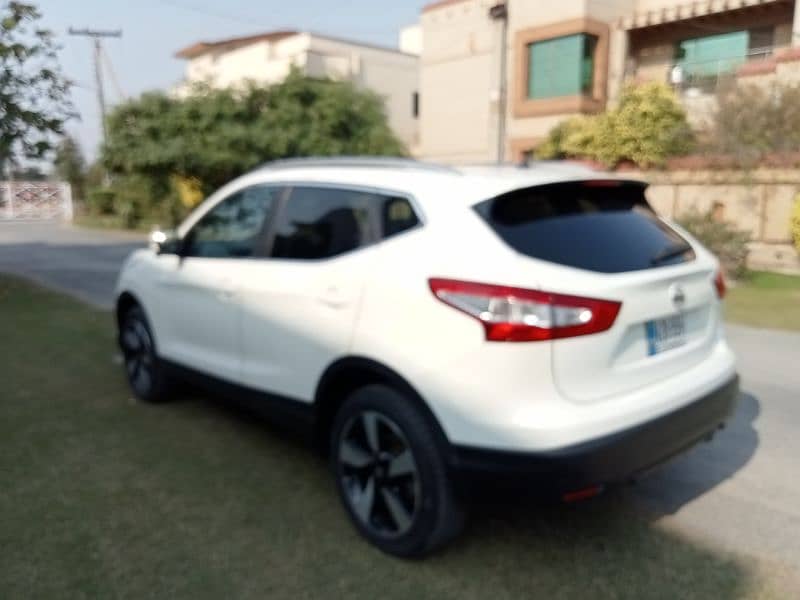 Nissan Qashqai 2017 3