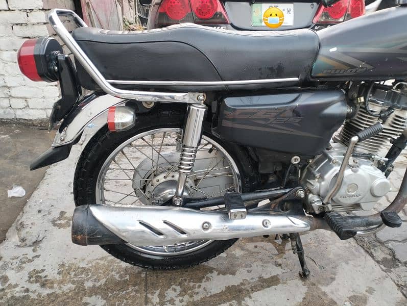 Honda 125 2020 Model Silver Number 1