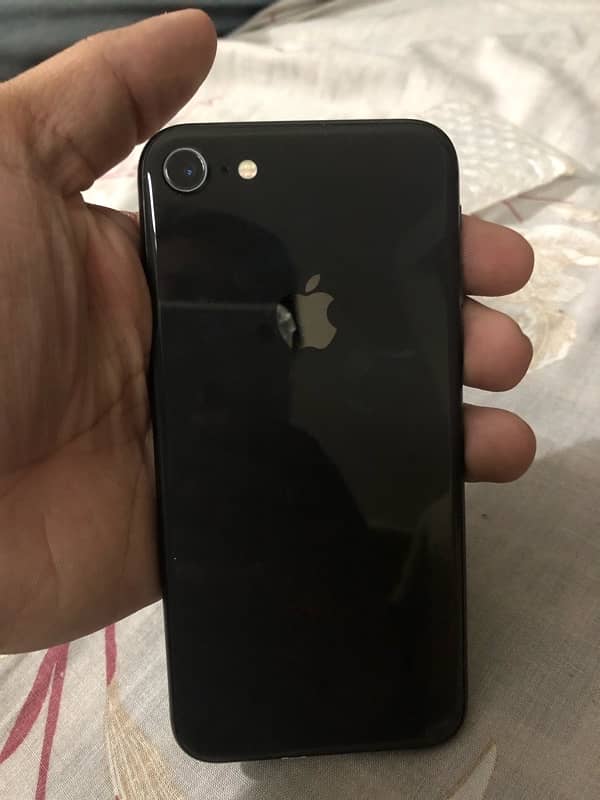 iPhone 8 non pta available 0