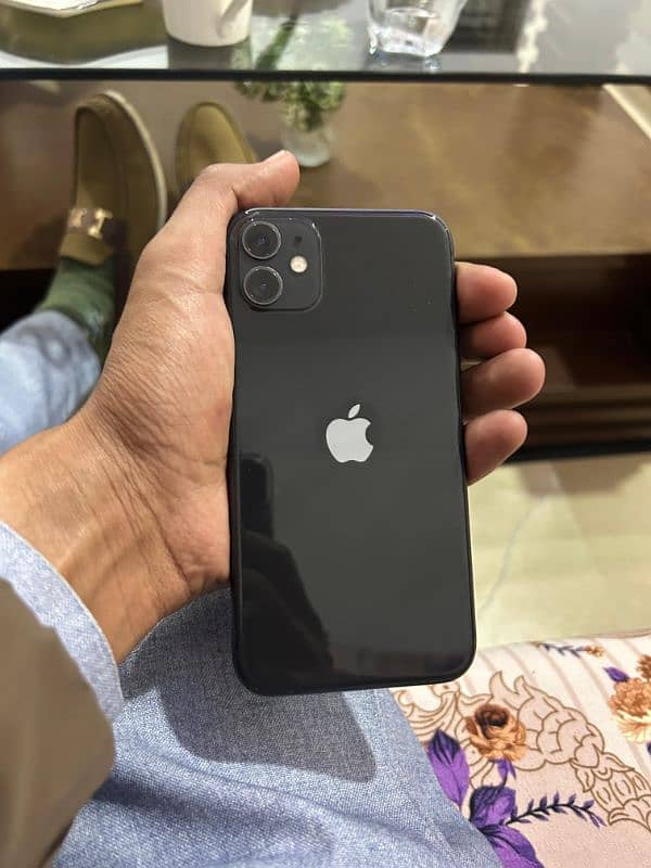 iPhone 11 (64 gb--JV) 2