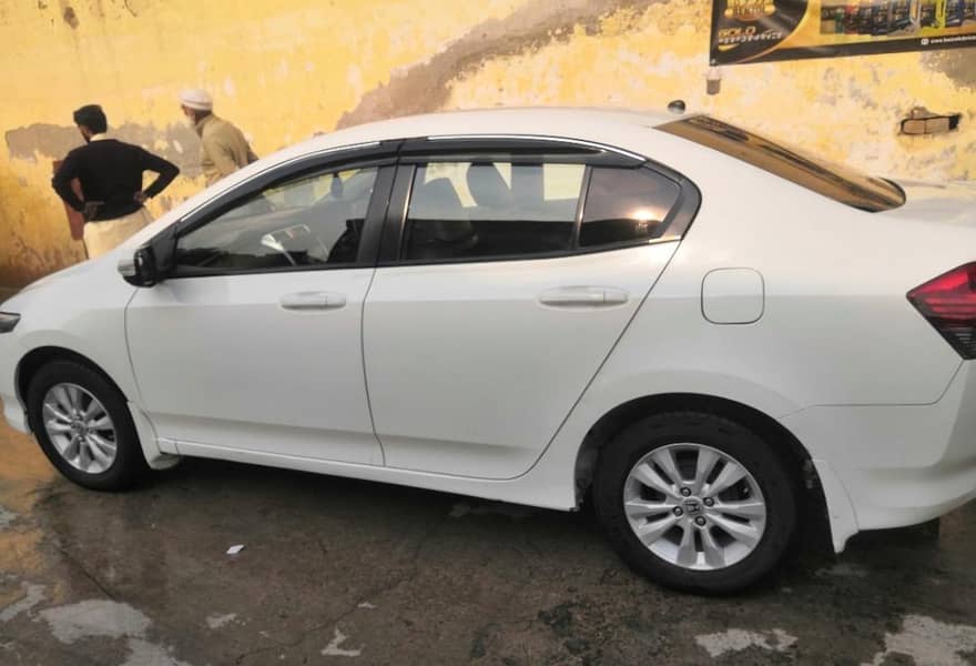 Honda City Aspire 2014 8