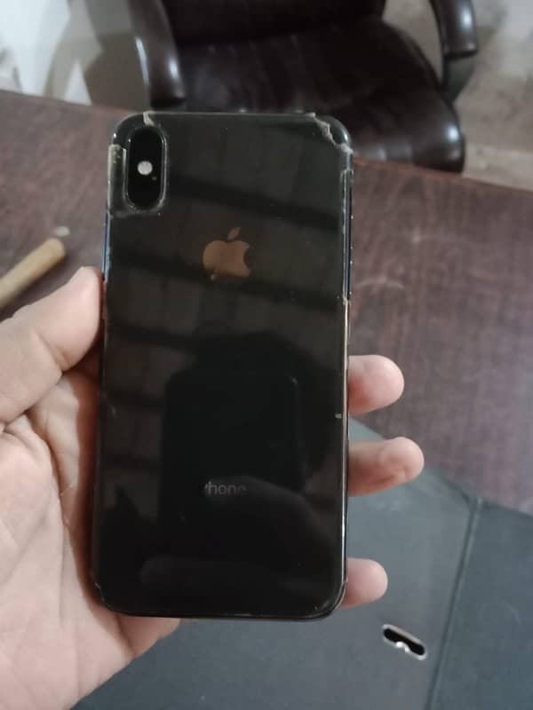 iPhone XS 4