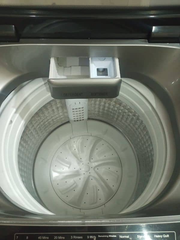 Haier automatic washing machine  0.3. 2.0. 7.8. 6.5.5. 5. 1 6