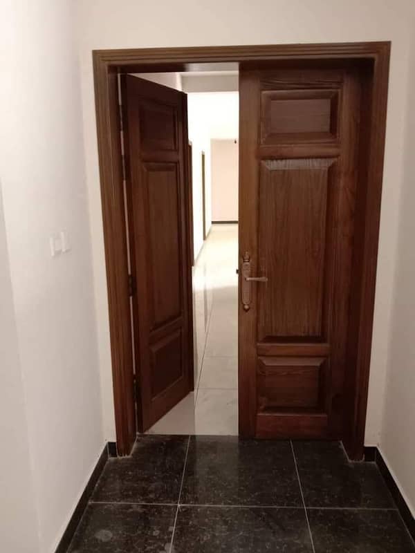 Spacious 3-Bed Luxury Apartment in Prime Malir Cantt Location with Stunning Views 6