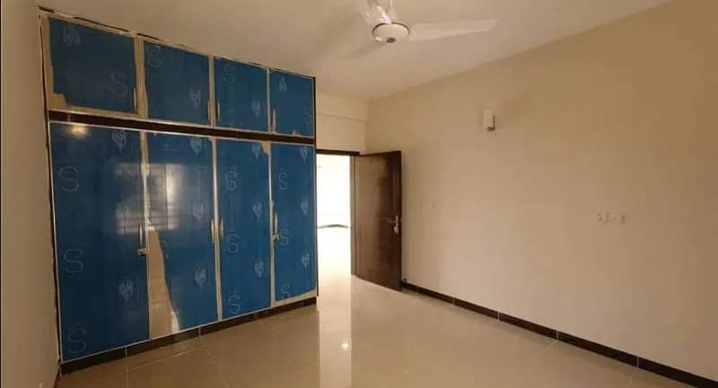 Spacious 3-Bed Luxury Apartment in Prime Malir Cantt Location with Stunning Views 7