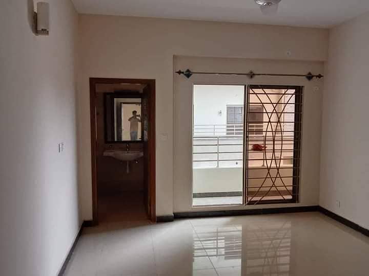 Spacious 3-Bed Luxury Apartment in Prime Malir Cantt Location with Stunning Views 13