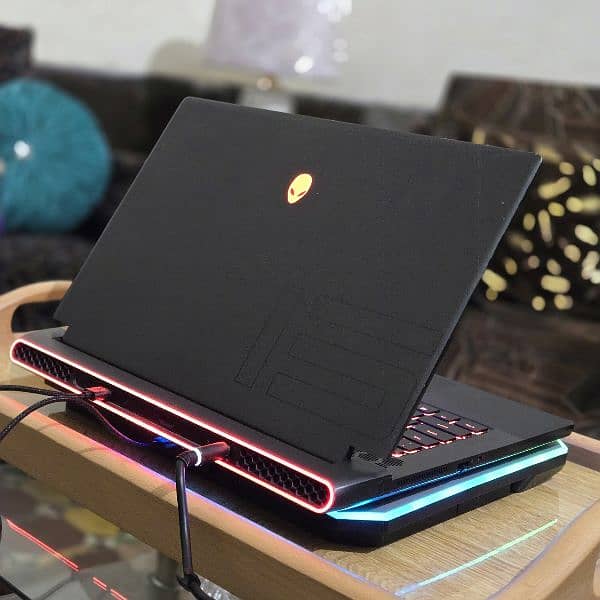 Dell alienware M15 R5 1