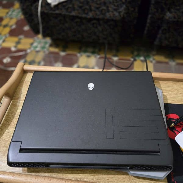 Dell alienware M15 R5 10