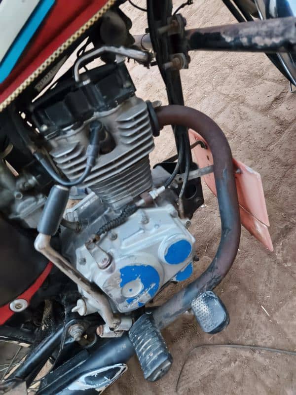 Honda 125 genuine 6