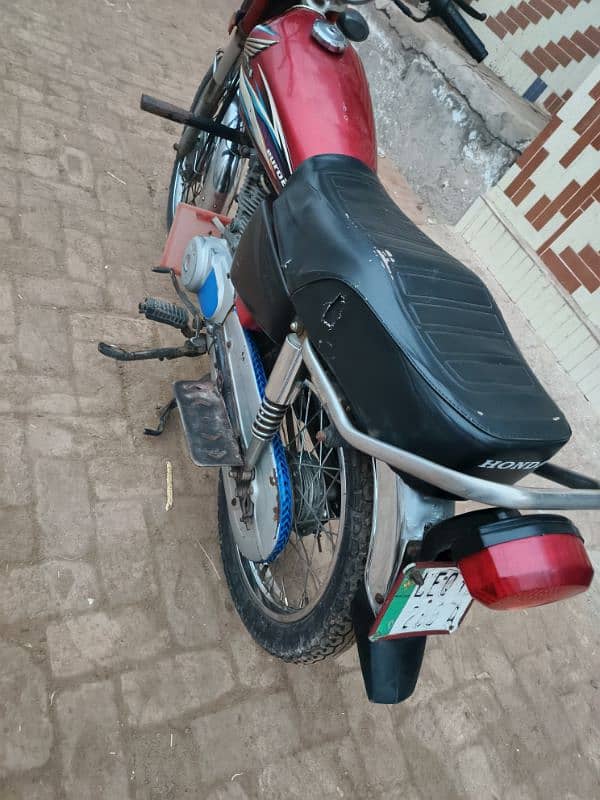 Honda 125 genuine 9